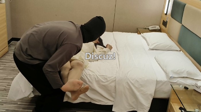 222528l1rk5zzbd2zcn7le.jpg